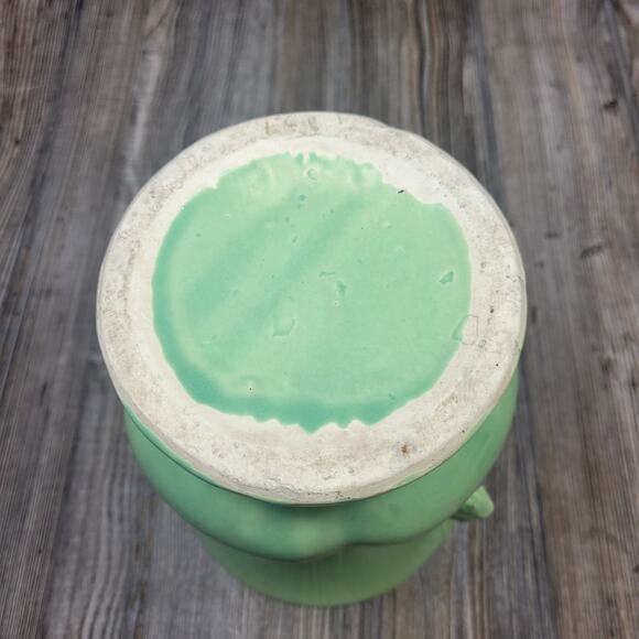 Vintage McCoy Pottery Green Vase, Leaf Berry, Double Handle, UnMarked, 8-1/4" - Picture 6 of 6